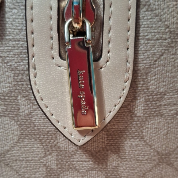 Kate Spade New York Signature Spade Flower Small Duffle - Picture 3 of 12